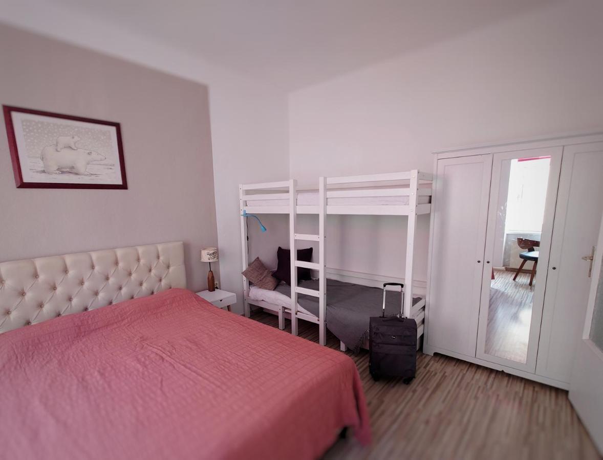 Ferienwohnung Flat in neo country style aus Gründerzeit bis 6 Person Leipzig Exterior foto