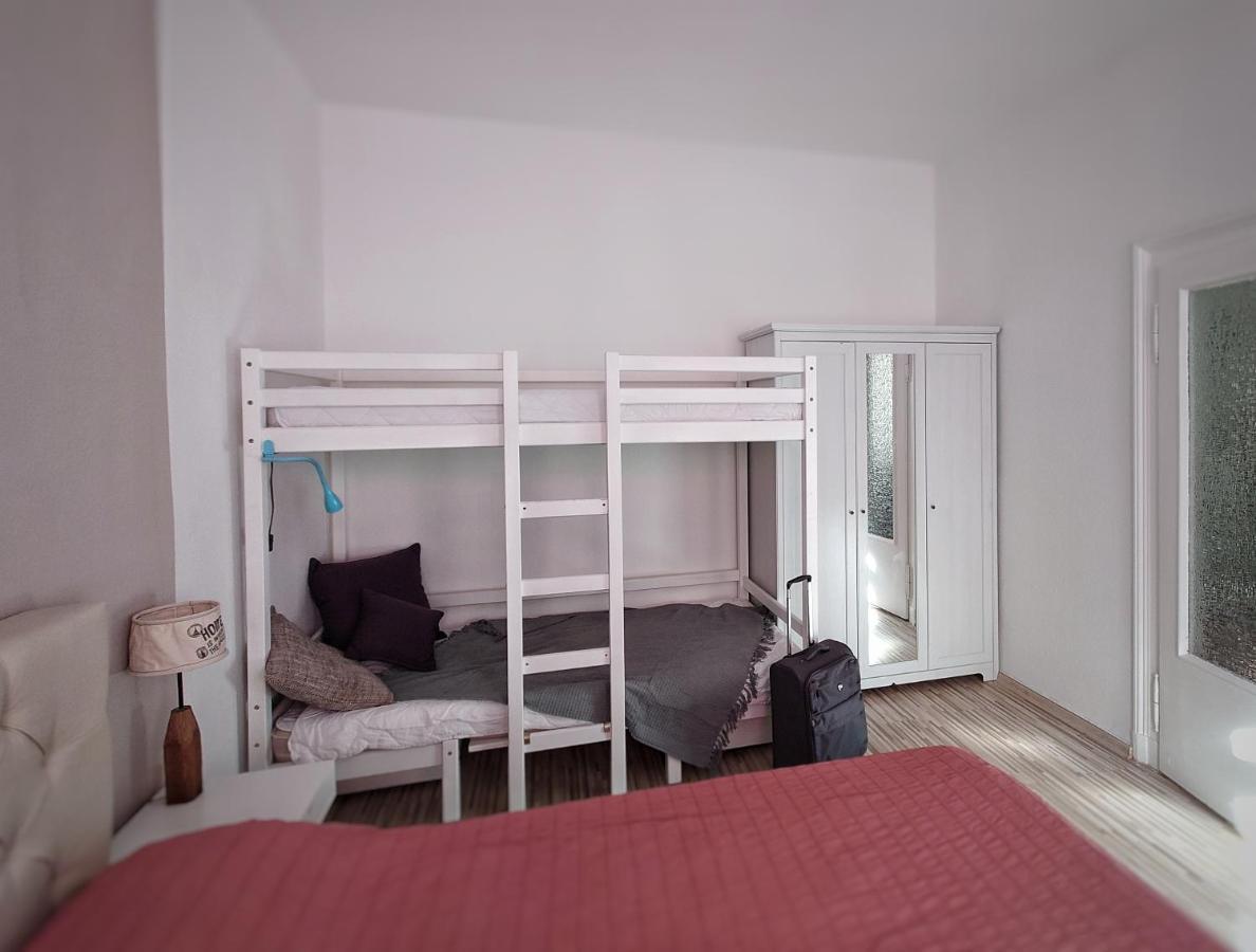 Ferienwohnung Flat in neo country style aus Gründerzeit bis 6 Person Leipzig Exterior foto