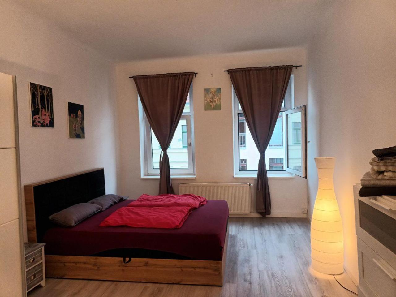 Ferienwohnung Flat in neo country style aus Gründerzeit bis 6 Person Leipzig Exterior foto